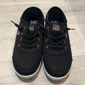 Bobs from Skechers B Cute slip on sneakers sz 10